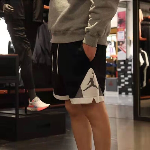 AEROGAMI-Nike新款Air飞人夏季AJ美式DRI FIT透气运动篮球速干短裤五分裤C 耐克1371白/灰 耐克L