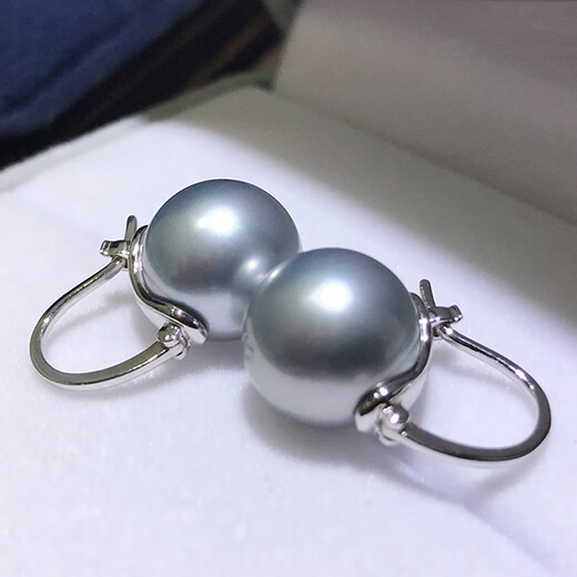 Fujiu Platinum Gray Natural Tahitian Earrings Black Pearl Earrings 18K Gold Dong Qing Same Style Earrings Seawater Pearl Earrings Platinum Gray Pearls 14-14mm