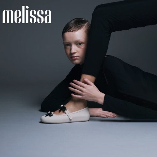 Melissa梅丽莎2025新品女士时尚蝴蝶结珍珠芭蕾浅口果冻单鞋35971 黑色 38