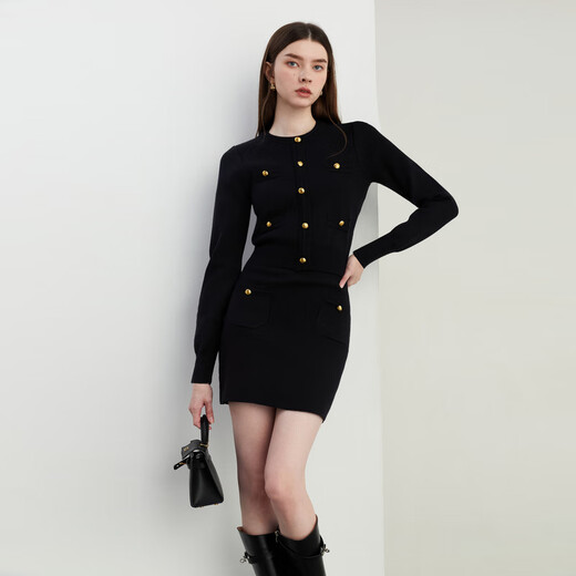 DPLAY2025 new autumn French black knitted suit, feminine and fashionable, with sweater skirt, classic black-two-piece set L