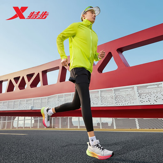
XTW [Muwang Shangdao] Two thousand kilometers three generation men's running shoes sports shoes lightweight shock-absorbing and wear-resistant running shoes body test