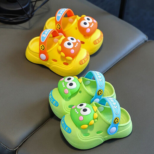 Meow Miow Kinderschuhen im Sommer leichter Auto Dinosaurier Sandalen Jungen und Mädchen Anti-Rutsch-Strandlochschuhe Kinder-Hausschuhe weiße Auto (mit heller Größe) 22-23 (Innenlänge ist ca. 14,5 cm)
