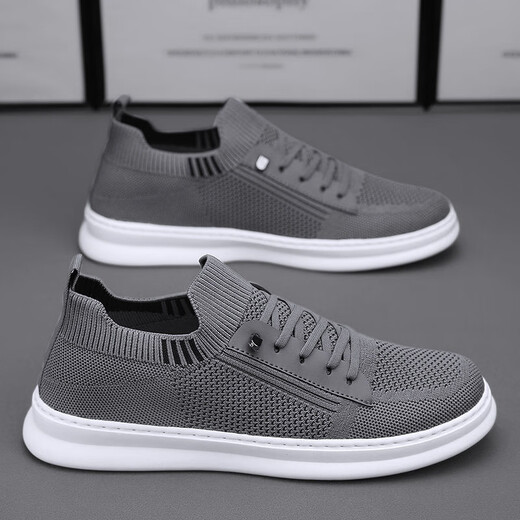 2025 Summer des chaussures de sport en maille volante respirante à la mode