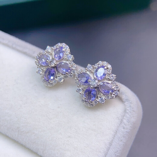 Shilian Japanese and Korean jewelry micro-encrusted natural tanzanite color four-leaf flower small earrings for women's daily versatile silver needles with white gold base