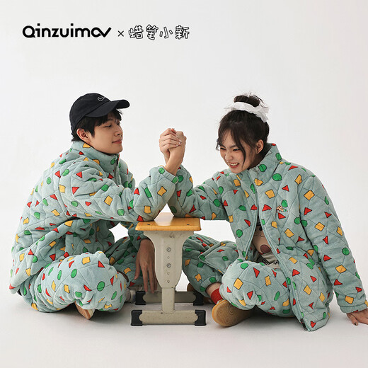 Kissing Cat Crayon Shin-chan co-branded couple pajamas for women winter three-layer quilted men's home clothes can be worn outside, women's M