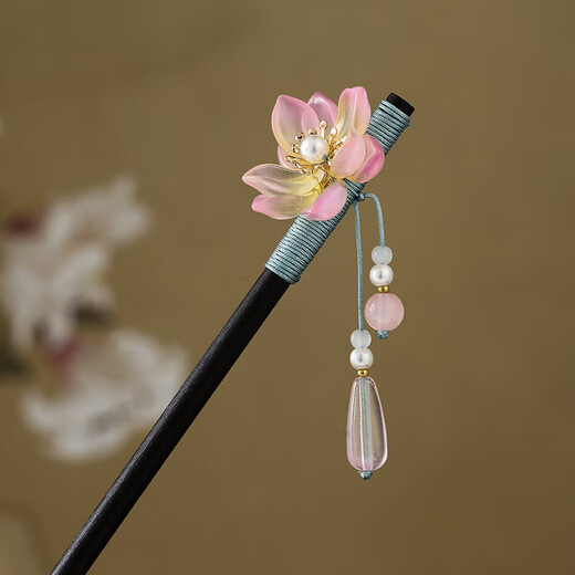 Suyi embroidered antique style hairpin wooden tassels rocking wooden hairpin daily headwear for women with updos, Hanfu accessories, ancient costume hairpins for hair, Frost Autumn