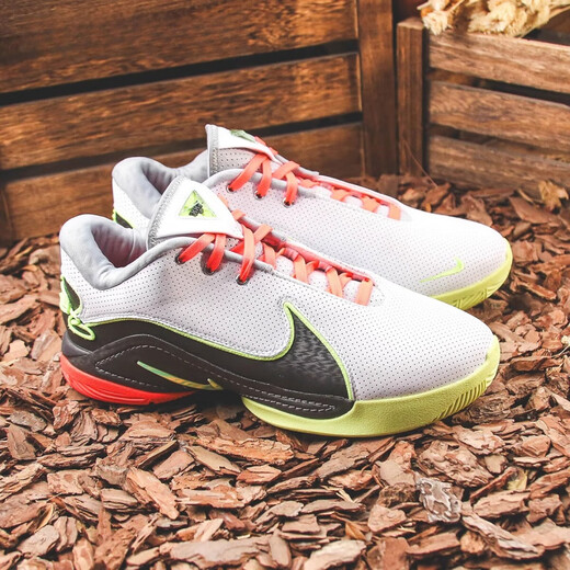 耐克（NIKE）Lebron22LBJ22詹姆斯勒布朗22篮球鞋FZ1095-101 FZ1098-100 40.5