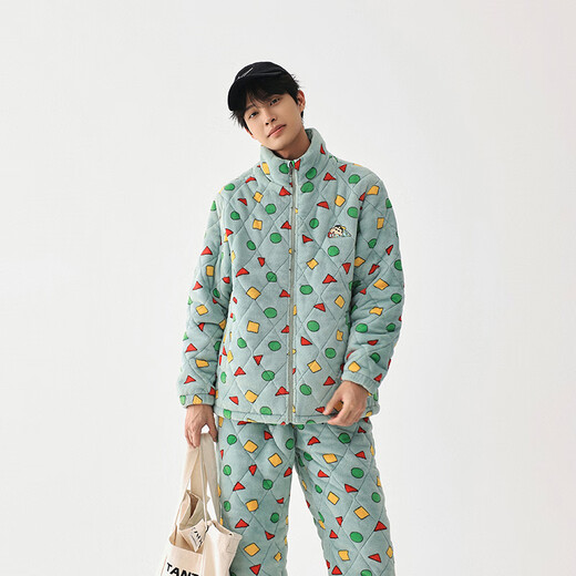 Kissing Cat Crayon Shin-chan co-branded couple pajamas for women winter three-layer quilted men's home clothes can be worn outside, women's M