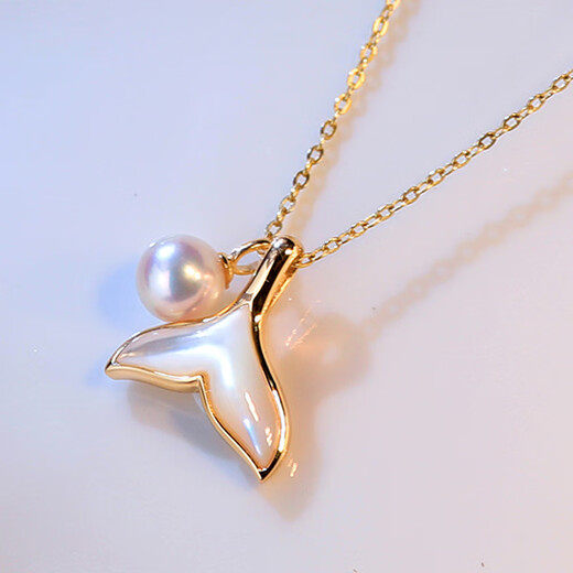 Junbu 18K gold natural mother-of-pearl Japanese Akoya seawater pearl pendant clavicle chain mermaid tail necklace I will have you for the rest of my life 18K gold fish tail + pearl pendant (free silver chain) 7-7.5mm