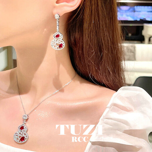 Tanhai flash diamond red color gemstone gourd earrings for women white gold emerald green earrings hollow pattern Fulu necklace national trend red gourd earrings 925 silver