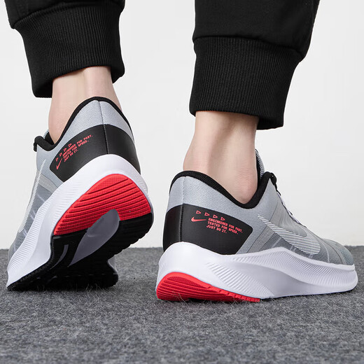 耐克（NIKE）男鞋2025夏季运动鞋RUN SWIFT 2网面透气跑步鞋学生低帮休闲鞋 DA1105-007灰色 44