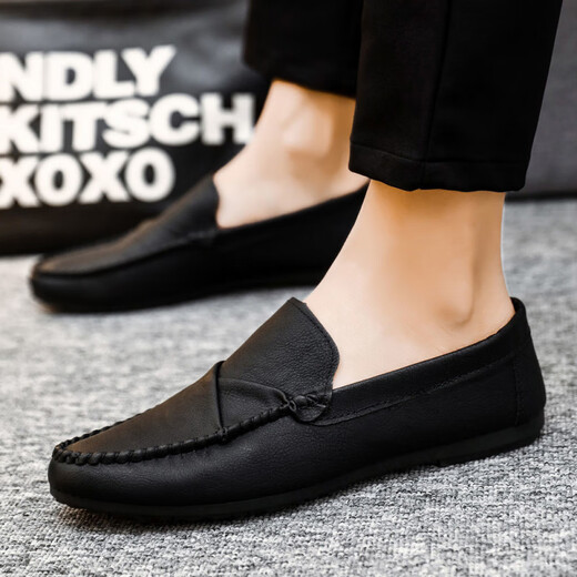Yuan Beiying 2025 Nouveaux chaussures pour hommes, chaussures en cuir décontractées britanniques à la mode, chaussures de haricots à la mode de style coréen, chaussures paresseuses pour hommes, D829 Black 44