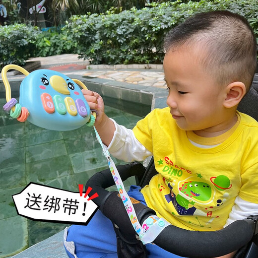 Baby Music Hand Ronte les chansons pour enfants, les histoires d'éclairage, les téléphones portables, les tambours à main, le réconfortant, les jouets pour bébés peuvent être suspendus lors de la sortie. Les chansons des enfants bleus, envoyez une sonnerie pour empêcher la perte de chaîne