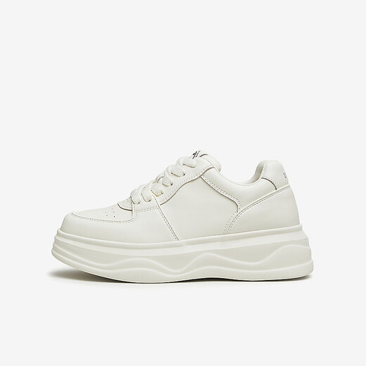 Tata (tata) Petites chaussures blanches Petite baleine blanche 2025 Été Nouveaux chaussures à haute amélioration et semelles épaisses chaussures de planche de chaussures pour femmes gâteau vanille lait-wh701 36