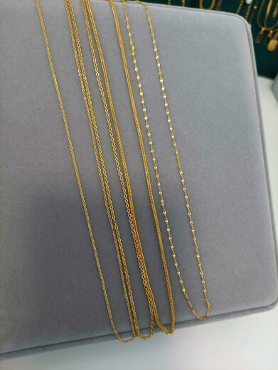 Medium red wearable pendant titanium steel 18K gold flash O chain cross Chopard water wave plain gold necklace versatile non-fading sweater necklace 1.2mm flash O chain 65cm