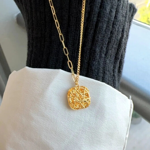 Shantou Lin Village Old Phoenix Gold Brushed Sugar Cube Pendant Imitation Gold Flash Necklace Imitation Gold 45cm Imitation Gold Necklace 45cm