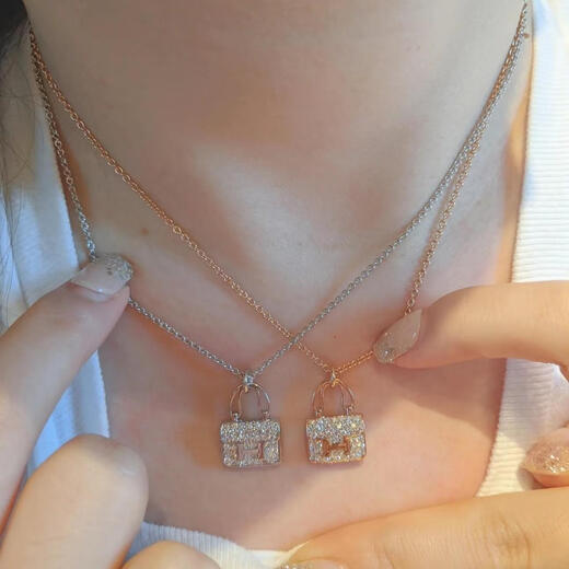 Olevo 18K rose gold Kang Kang bag necklace full of diamonds H letter pendant light luxury luxury internet celebrity clavicle chain 2024 new version rose gold