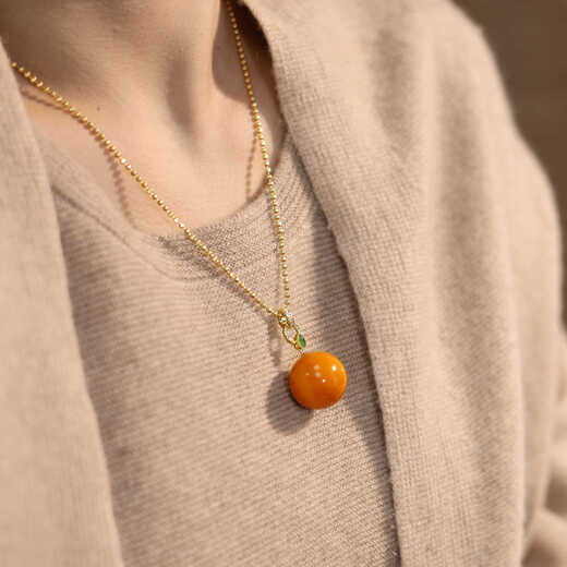 Kechu natural Russian material antique old wax pendant retro fashion men's and women's sweater chain necklace pendant gift 21-22mm beeswax