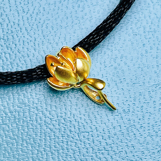 Library selects 18k gold buckle retro frosted three-dimensional lotus buckle jadeite Guanyin Buddha jade pendant pendant buckle clip 18k gold k yellow straight hole