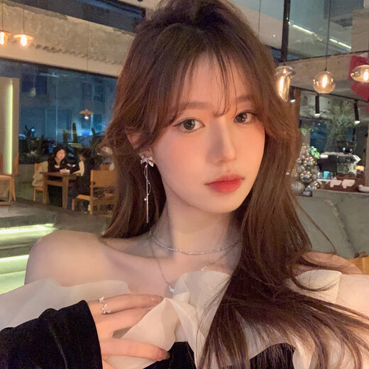 Nianfu ear clip earrings for women without pierced ears, new style, autumn and winter simple design, retro earrings, mid-autumn gifts for girls, triangular ear clip, French bow