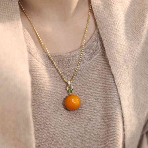 Kechu natural Russian material antique old wax pendant retro fashion men's and women's sweater chain necklace pendant gift 21-22mm beeswax
