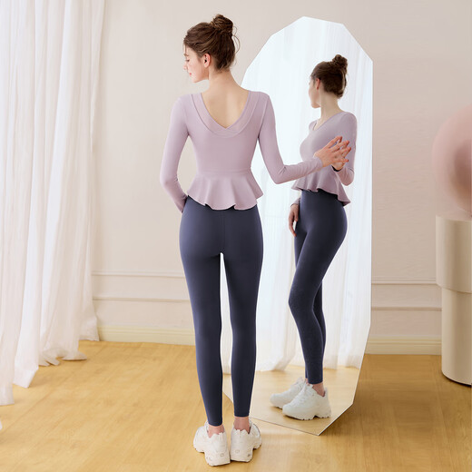 LULULMCCTN yoga clothing tops for women with chest pads, Pilates professional training, autumn and winter new fitness sports long sleeves, cherry blossom pink long sleeves L