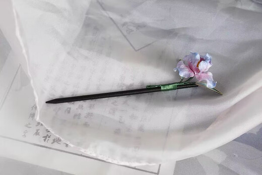 Meng Junchen handmade silk intangible velvet flower filigree iris brooch ancient style Hanfu corsage new Chinese style cheongsam ethnic style purple brooch