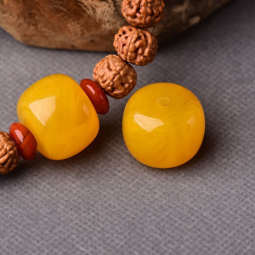 Zhenlixin Natural Chicken Fat Yellow Old Type Beeswax with Beads Buddha Beads Single Bucket Beads Bracelet Accessories Star and Moon Bodhi Vajra Accessories Chicken Fat Yellow Old Type (Free Coconut Shell Spacer with Order) 10mm 1 Piece