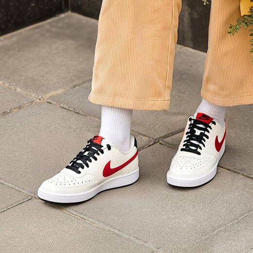 耐克（NIKE）男鞋板鞋 2025新款夏季时尚运动鞋舒适耐磨低帮运动休闲鞋滑板鞋 COURT VISION/白黑红 42