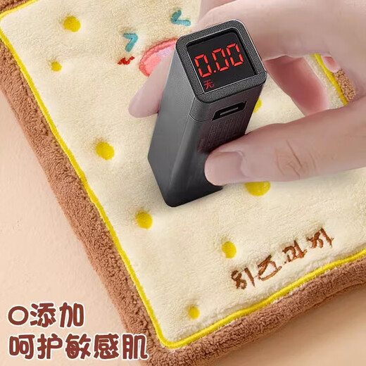 Gongqin can hang strong absorbent hand towel cleaning cartoon cute kitchen bathroom coral velvet hand towel cheese series 1 pack