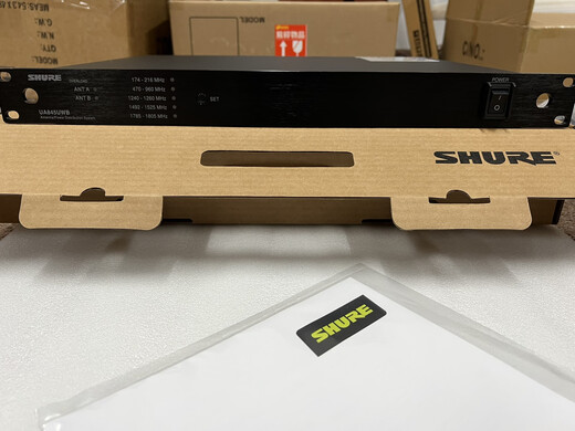 Microphone sans fil extérieur Shure/Shure 844/UA845 amplificateur d'antenne récepteur amplificateur de puissance du signal UA844 (4 voies) antenne omnidirectionnelle à 360 degrés intérieure