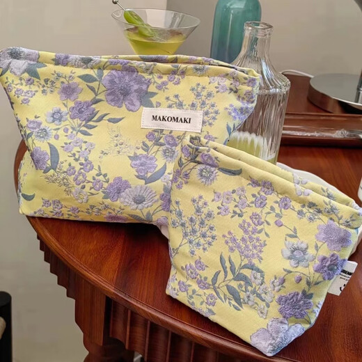 025 new yellow background purple flower niche cosmetic bag portable skin care product collection yellow background purple flower cosmetic bag