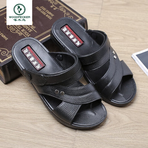 Woodpecker Officiel Vietnamien Rubber Coréen Version des sandales pour hommes décontractées antidérapantes Sandales pour hommes confortables et durables