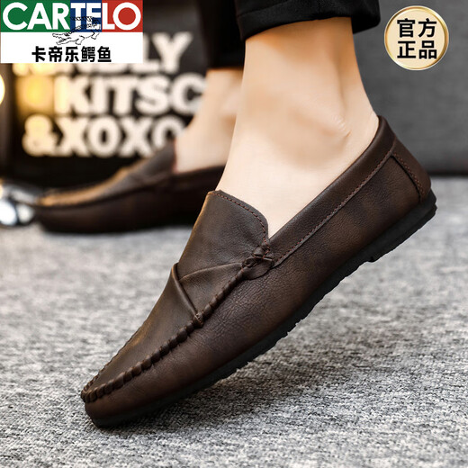
CARTELO men's beanie shoes Korean version of business work casual leather shoes breathable and versatile non-slip one-foot men's shoes 2025 spring D826 brown + height-enhancing pad 42 small