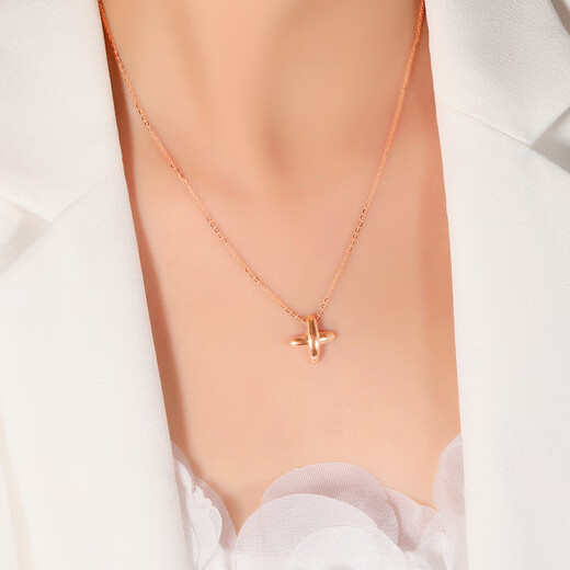 Chiba Jewelry 18k Gold Pendant Mysterious