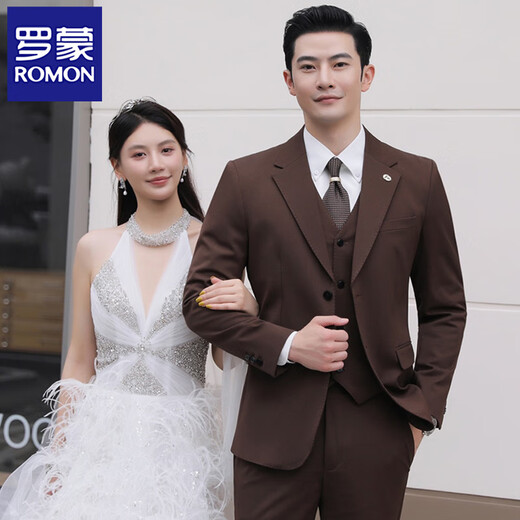 Romon Groom Wedding Cost masculin de style coréen de la laine de la laine de style coréen.