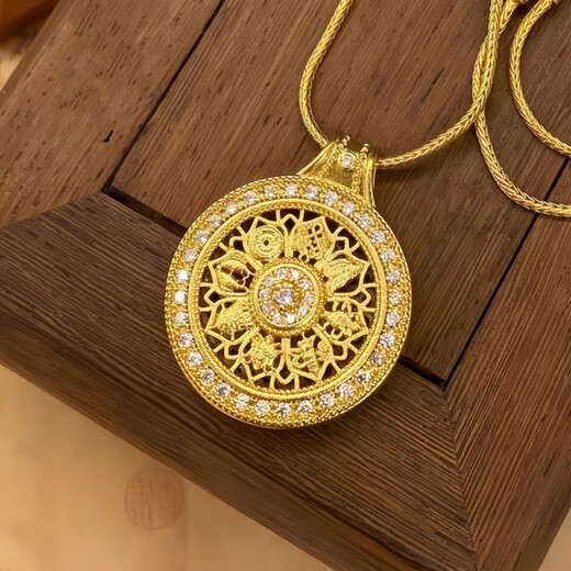GRAYCEWODY Old Phoenix 999 gold gold-plated silver new auspicious eight-treasure compass necklace pendant diamond wool chain small fragrance rotating model eight-treasure compass with diamonds (single pendant
