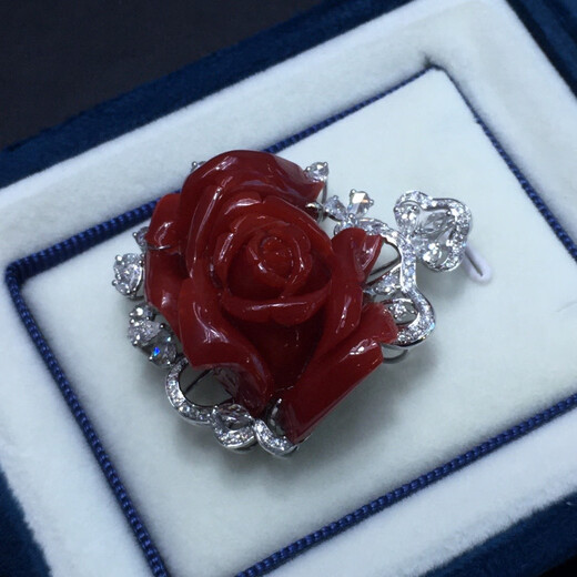 Zhaohao Coral Pendant Three-dimensional Rose Pendant by Famous Artist Mikawa Mingbeng
