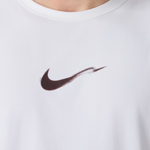 耐克（NIKE）男装短袖2025夏季新款运动健身服Dri-FIT快干透气跑步训练圆领T恤 HV4882-100/晒图退5 3XL (190/104A)