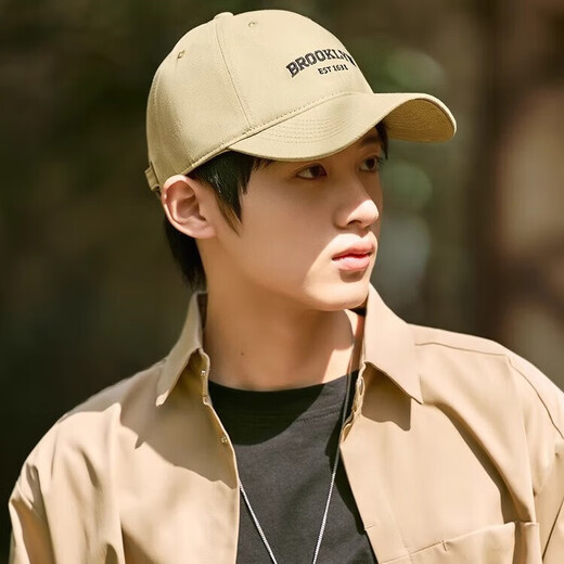 Cutting edge spring and summer sun protection American embroidered baseball cap letters fashion youth versatile casual men and women navy blue one size