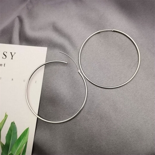 Guanpuge Fat Donglai same style pt950 platinum earrings large hoop PT950 circle big female personality platinum hoop round ear platinum plain hoop large earrings (diameter about 5 cm)