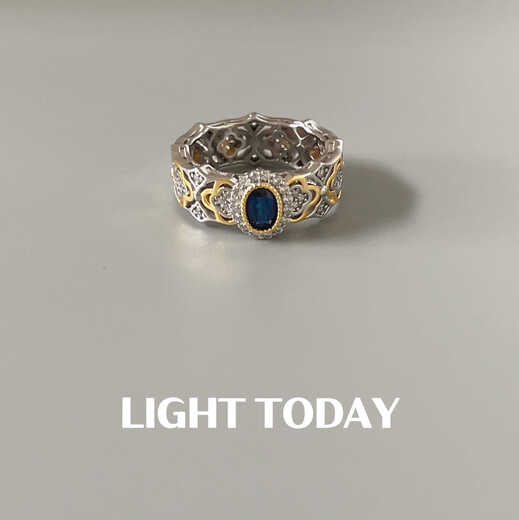 Micro-retro palace four-leaf clover carved ring S925 sterling silver plated with 18k gold inlaid with exquisite high-end sense No. 5 (finger circumference 51mm)