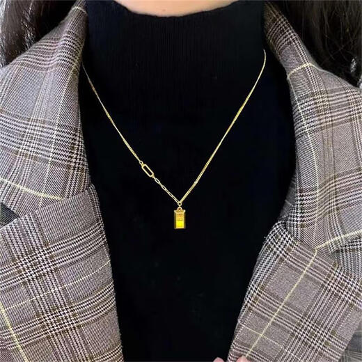 Kuang Yi's new 18K gold rich small gold brick pendant women's clavicle chain 3D thick gold necklace gold bar necklace small gold brick necklace