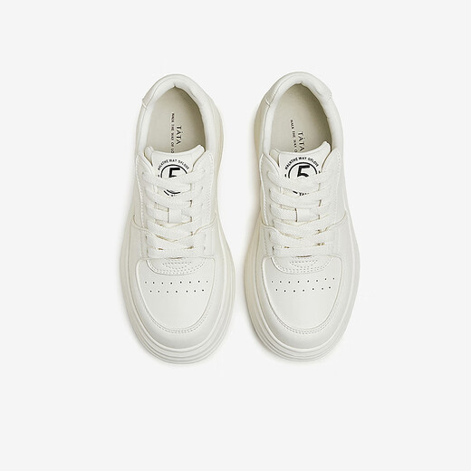Tata (tata) Petites chaussures blanches Petite baleine blanche 2025 Été Nouveaux chaussures à haute amélioration et semelles épaisses chaussures de planche de chaussures pour femmes gâteau vanille lait-wh701 36