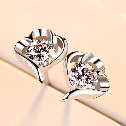 Pt950 platinum earrings, Korean style earrings for women, fashionable and creative micro-embellished heart-shaped gifts for girlfriends on Chinese Valentine's Day, light luxury love earrings