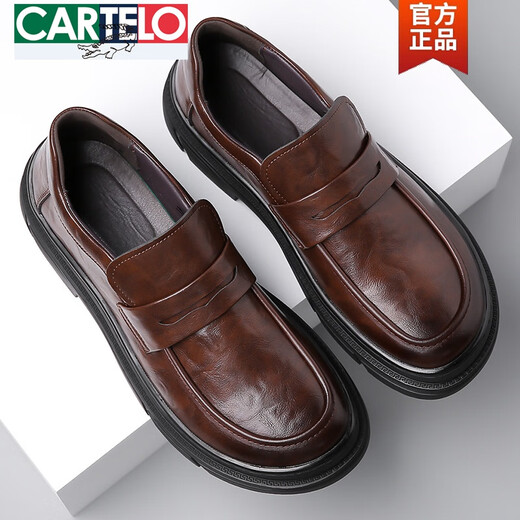 卡帝乐鳄鱼（CARTELO）无鞋带棕色男鞋春季款2025新款大头商务休闲皮鞋宗综色宽头乐福鞋 GX9923 棕色 38