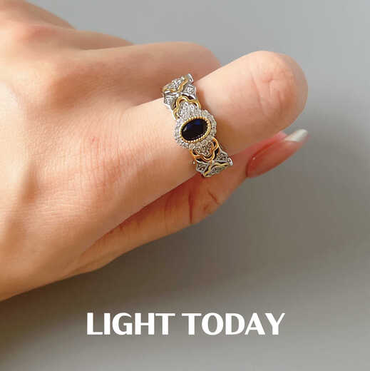 Micro-retro palace four-leaf clover carved ring S925 sterling silver plated with 18k gold inlaid with exquisite high-end sense No. 5 (finger circumference 51mm)