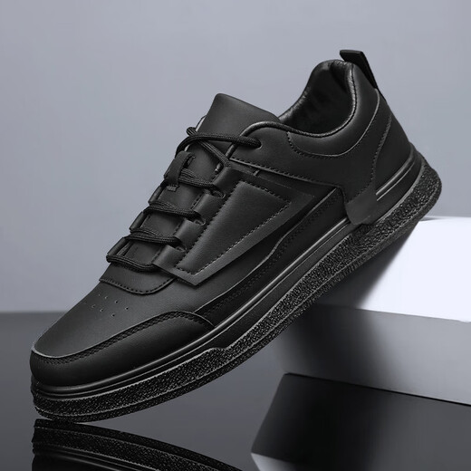 Wang Zhibu Couleur solide Chaussures de planche blanche 2025 Chaussures de sport étudiantes Spring and Automne Nouvelles chaussures décontractées épaisses Sole Hauteur-Enhancing Chaussures blanches 1105 Black 39