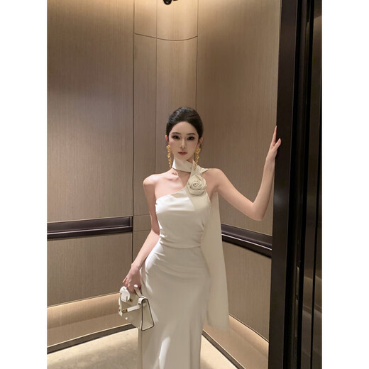 YIOU气质名媛法式缎面飘带晚礼服长裙女高端轻奢包臀挂脖连衣裙6936 香槟色 M