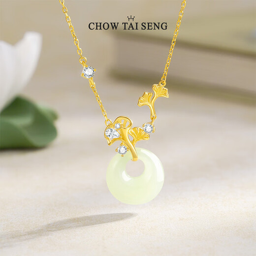 Zhou Taisheng's good luck comes and Hetian jade s925 silver necklace is a niche light luxury luxury gift for his girlfriend's birthday. Good luck comes and Hetian jade silver necklace